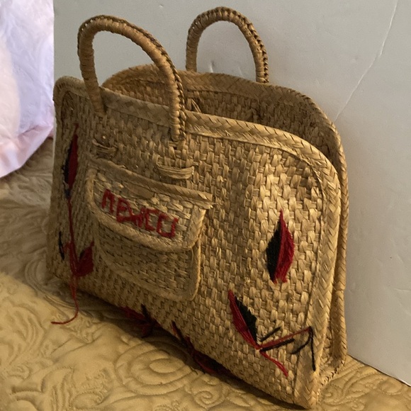 Handwoven Straw Bag with Red and Black Embroidery - Picture 2 of 15